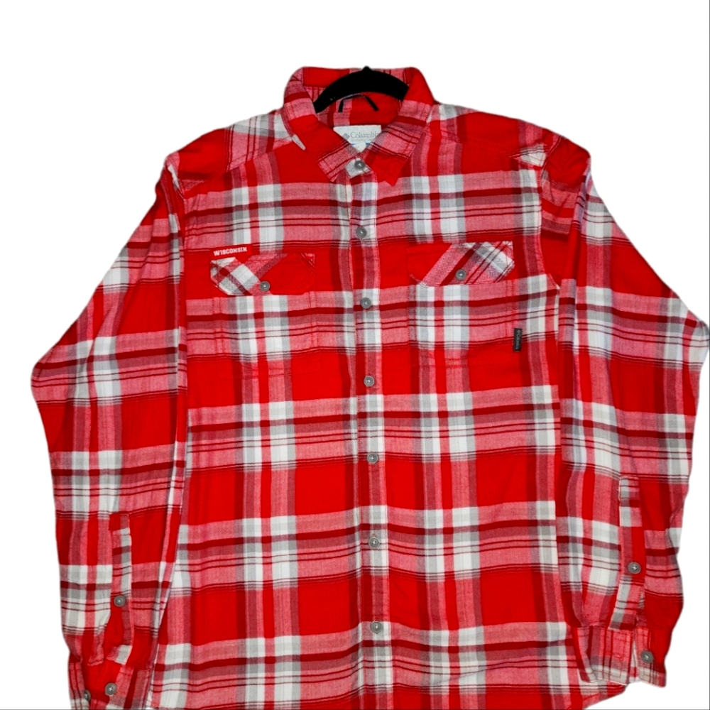 Red white plaid button up